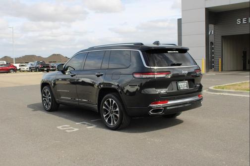 2022 Jeep Grand Cherokee L Overland
