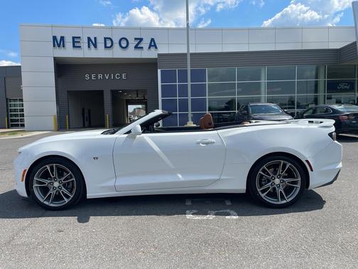 Summit White 2020 Chevrolet Camaro 2LT