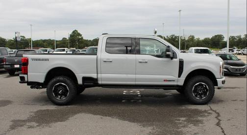 2025 Ford F-250 Platinum