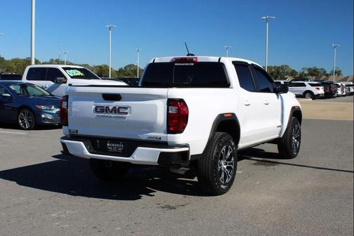 2025 GMC Canyon AT4