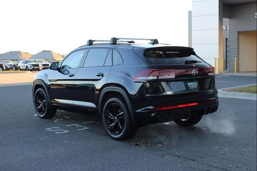 2026 Volkswagen Atlas Cross Sport 2.0T SEL