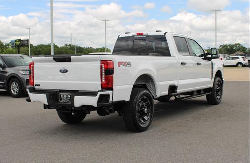 2025 Ford F-350 XLT
