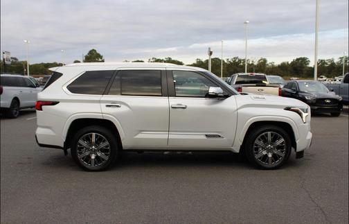 2025 Toyota Sequoia Capstone
