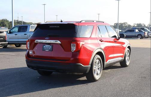 Rapid Red Metallic Tinted Clearcoat 2021 Ford Explorer XLT