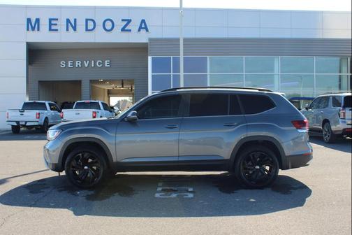 2022 Volkswagen Atlas 2.0T SE w/Technology 4MOTION