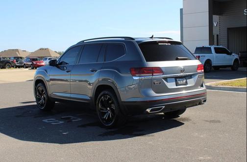2022 Volkswagen Atlas 2.0T SE w/Technology 4MOTION