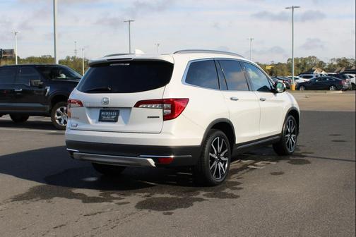 2021 Honda Pilot Touring 8-Passenger