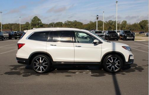 2021 Honda Pilot Touring 8-Passenger