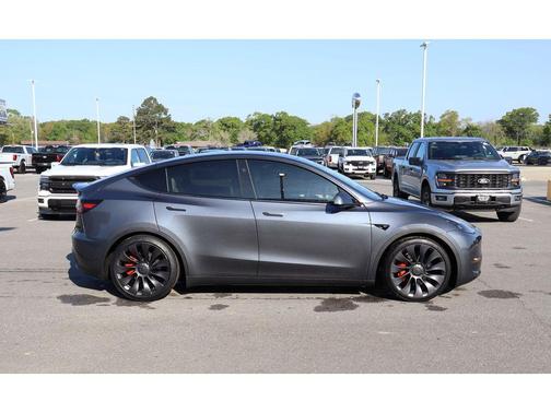 Solid Black 2023 Tesla Model Y Performance Dual Motor All-Wheel Drive