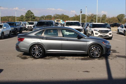 2025 Volkswagen Jetta 1.5T Sport