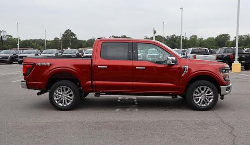 Ruby Red Metallic Tinted Clearcoat 2026 Ford F-150 XLT