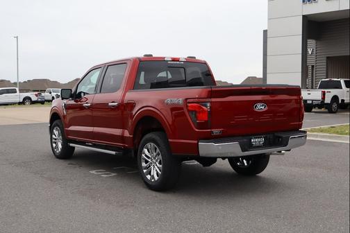 Ruby Red Metallic Tinted Clearcoat 2026 Ford F-150 XLT