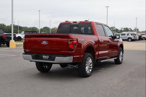 Ruby Red Metallic Tinted Clearcoat 2026 Ford F-150 XLT
