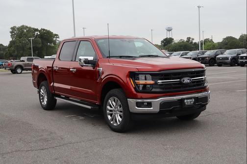 Ruby Red Metallic Tinted Clearcoat 2026 Ford F-150 XLT