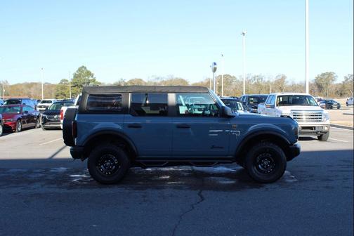 2022 Ford Bronco Badlands