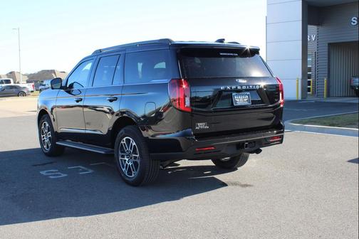 2026 Ford Expedition Active