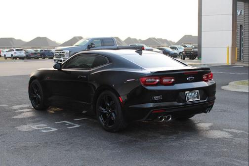 2022 Chevrolet Camaro RWD Coupe LT1