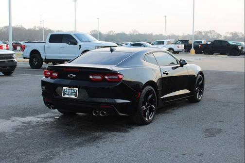 2022 Chevrolet Camaro RWD Coupe LT1