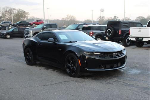 2022 Chevrolet Camaro RWD Coupe LT1