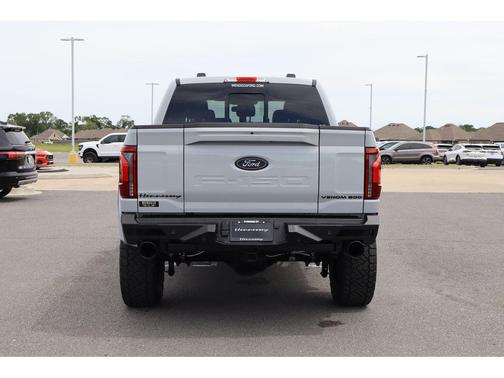Avalanche 2026 Ford F-150 Lariat