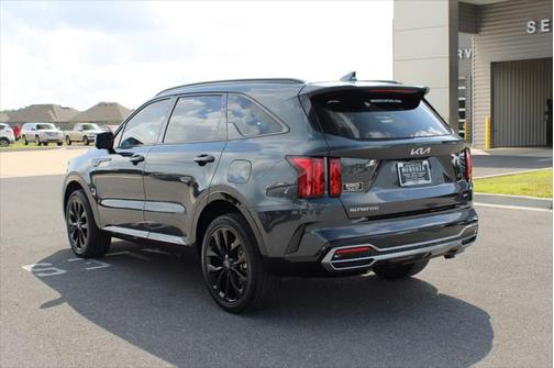 2023 Kia Sorento SX