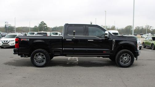 2025 Ford F-250 Platinum