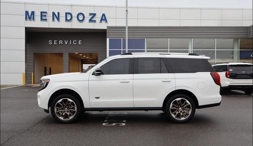 Star White Metallic Tri-Coat 2025 Ford Expedition King Ranch