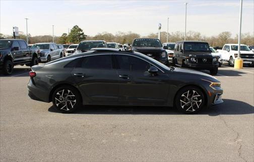2025 Kia K5 EX