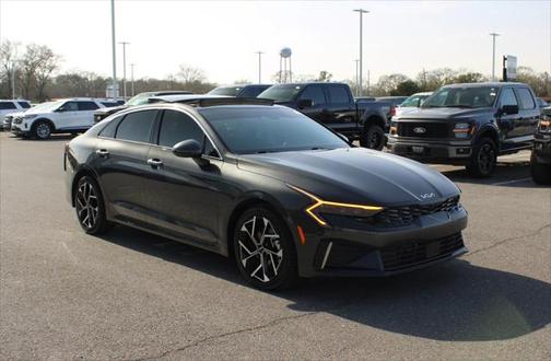 2025 Kia K5 EX