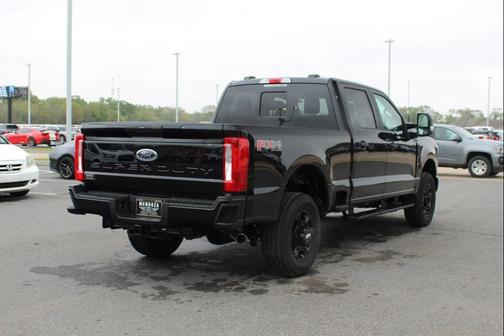 Agate Black Metallic 2026 Ford F-250 XL