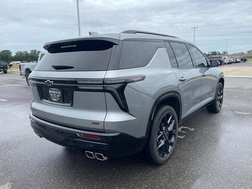 Sterling Gray Metallic 2024 Chevrolet Traverse RS