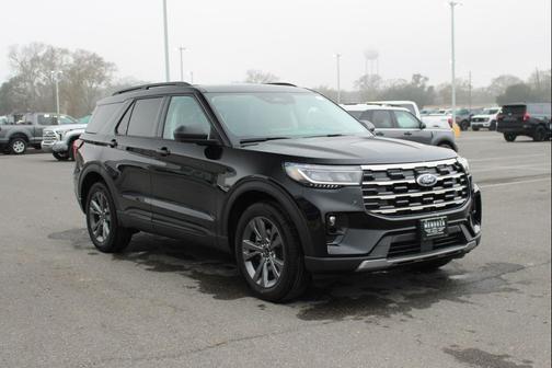 2026 Ford Explorer Active w/200A Pkg