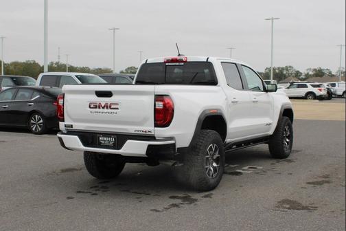 2024 GMC Canyon AT4X