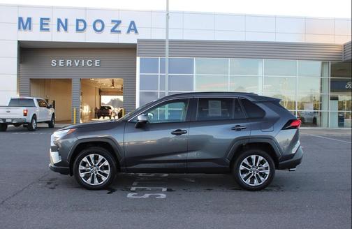 2022 Toyota RAV4 XLE Premium