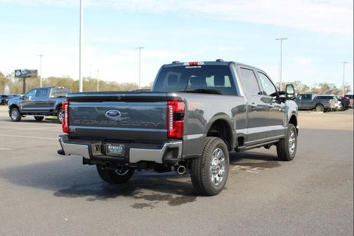 2026 Ford F-250 Lariat