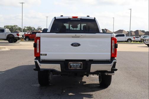 Star White Metallic Tri-Coat 2026 Ford F-350 Lariat