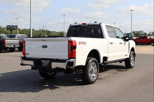 Star White Metallic Tri-Coat 2026 Ford F-350 Lariat