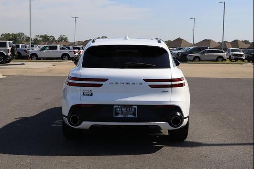 Uyuni White 2023 Genesis GV70 2.5T AWD