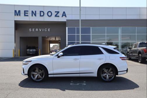 Uyuni White 2023 Genesis GV70 2.5T AWD