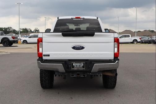 Oxford White 2018 Ford F-250 XL