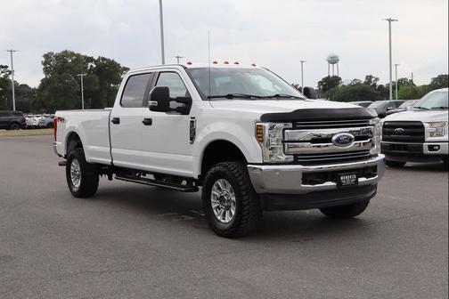 Oxford White 2018 Ford F-250 XL