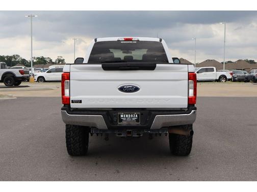 Oxford White 2018 Ford F-250 XL