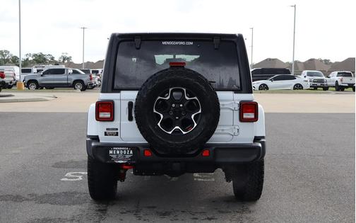 Bright White Clearcoat 2023 Jeep Wrangler Rubicon