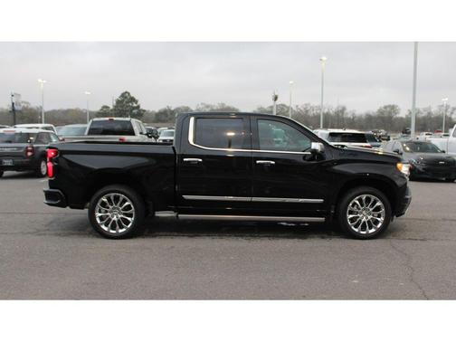 Black 2023 Chevrolet Silverado 1500 High Country