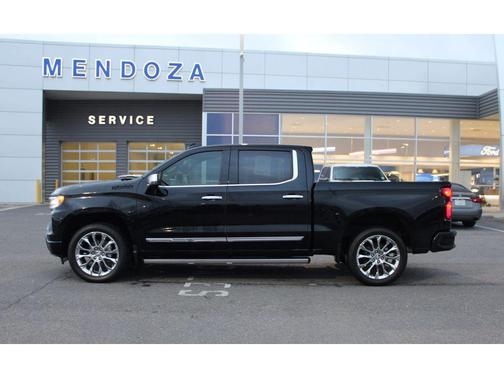 Black 2023 Chevrolet Silverado 1500 High Country