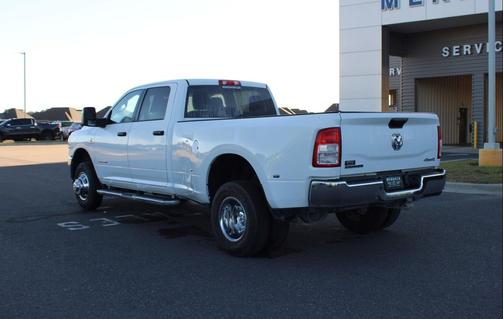 2024 RAM 3500 Big Horn Crew Cab 4x4 8' Box