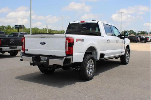 2025 Ford F-350 Lariat