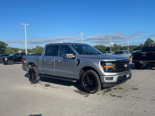 Iconic Silver Metallic 2026 Ford F-150 XLT