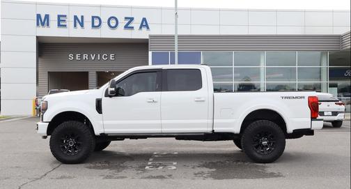Star White Metallic Tri-Coat 2022 Ford F-250 Lariat