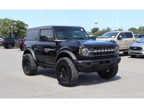 Shadow Black 2025 Ford Bronco Base